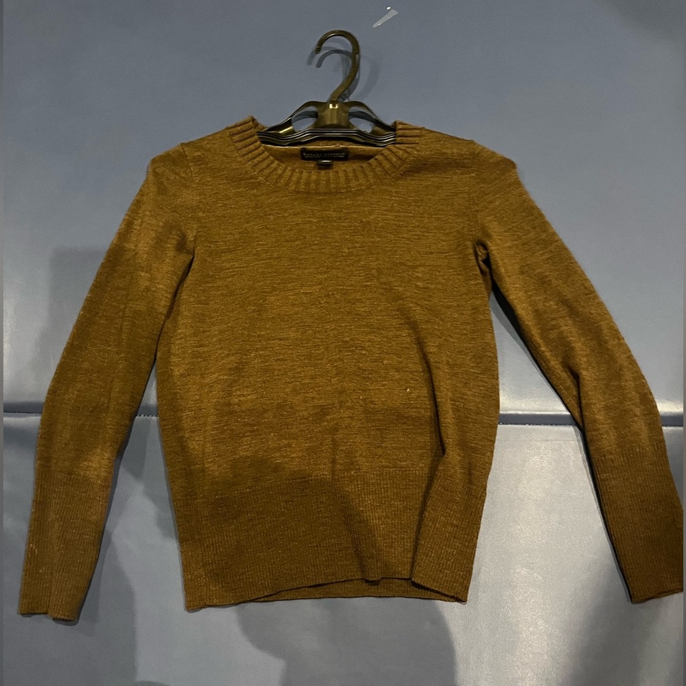 Brown sweater